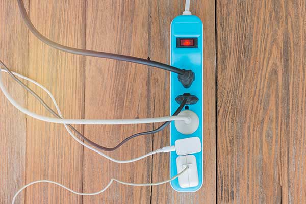 Reduce Energy Usage at Home Consumption | multi plug power strip Reduce Energy Usage at Home Consumption | multi plug power strip