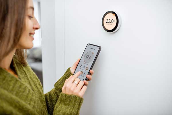 Programmable Thermostat Using iPhone Programmable Thermostat Using iPhone
