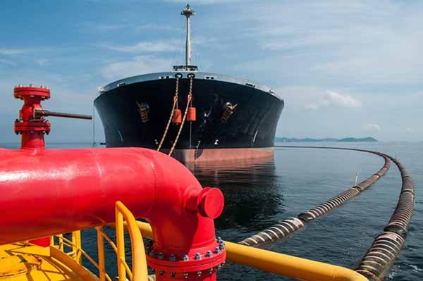 Italy Boosts Gas Algeria | Image of Gas Ship Italy Boosts Gas Algeria | Image of Gas Ship