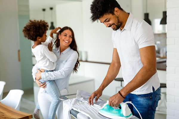 Choosetexaspower.com Family Happy at Home Choosetexaspower.com Family Happy at Home