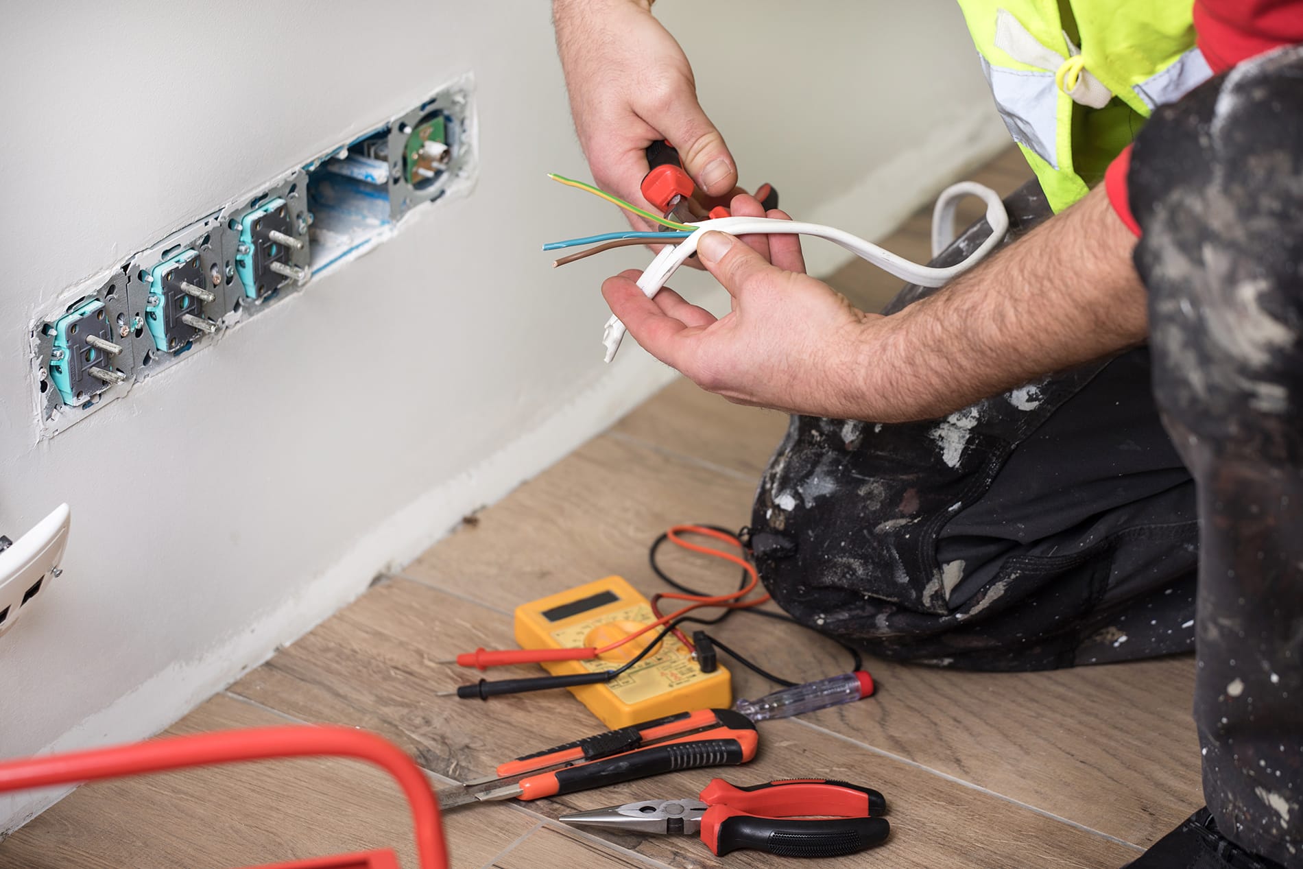 Residential Electrical Code Requirements Electrician Fixes Outlets